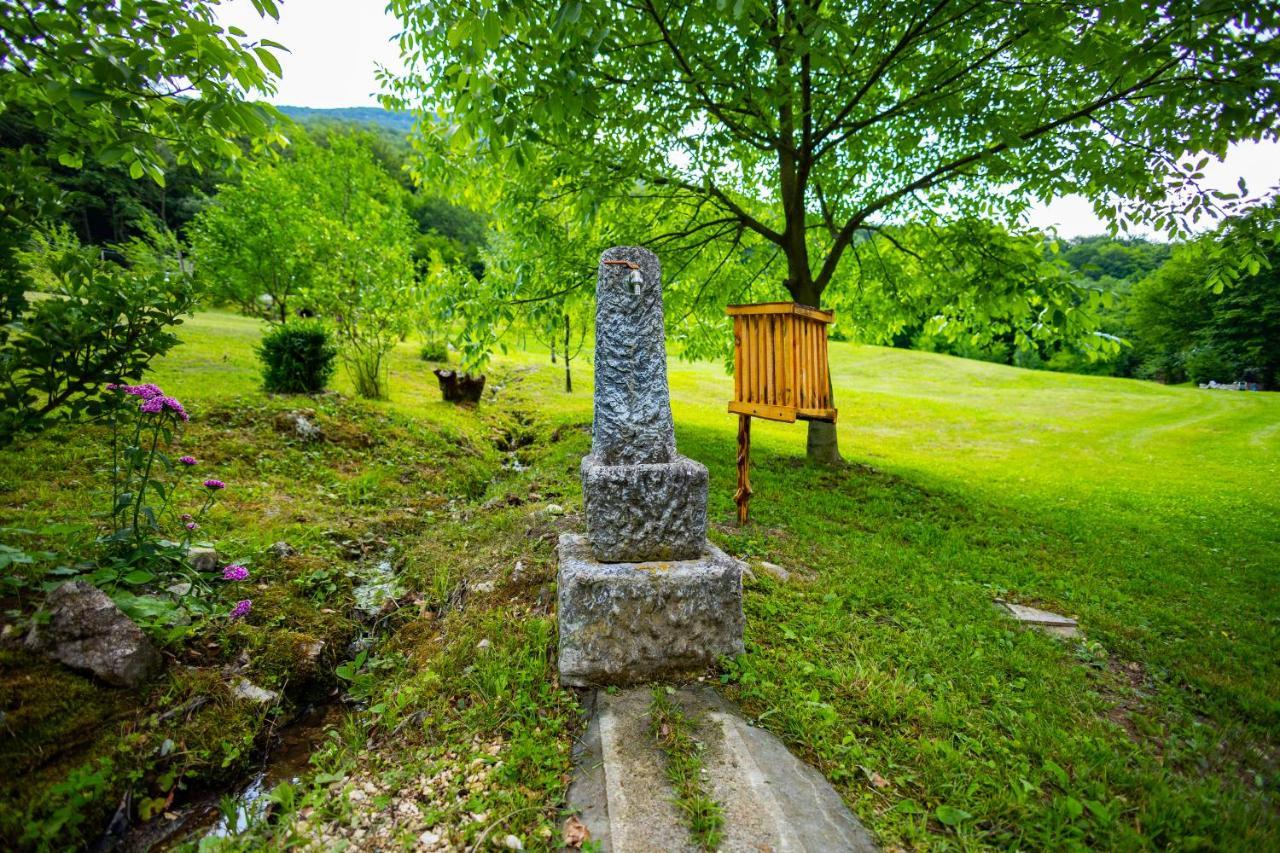 Kuca U Sumi - Forrest House Near Una National Park Bihać Eksteriør billede